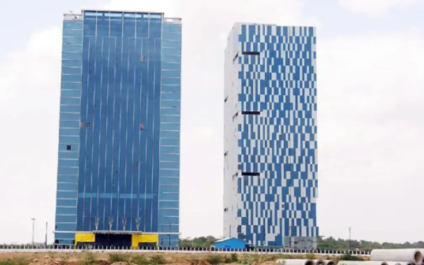 IFSC banking unit opens as Central Bank enters GIFT City