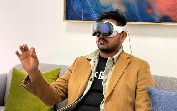 Apple Vision Pro chief is reportedly leaving for OpenAI