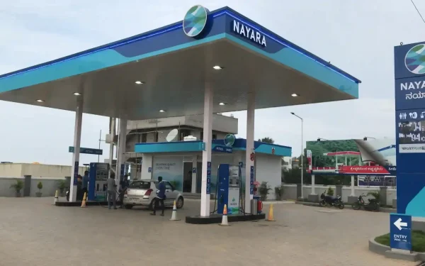 Nayara Energy crosses 7,000 petrol pumps in India