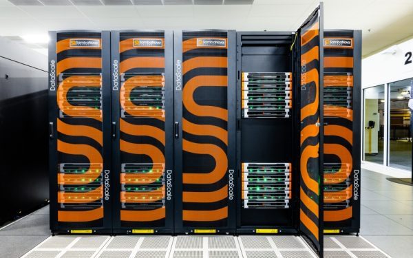 AI chip startup ‘SambaNova’ raises $1B at $11B valuation