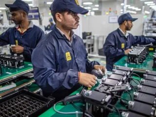 India Electronics Exports Rise 11-Fold to ₹4.24 Lakh Crore