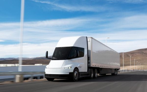 Tesla Semi crash: first fatal case raises hard questions