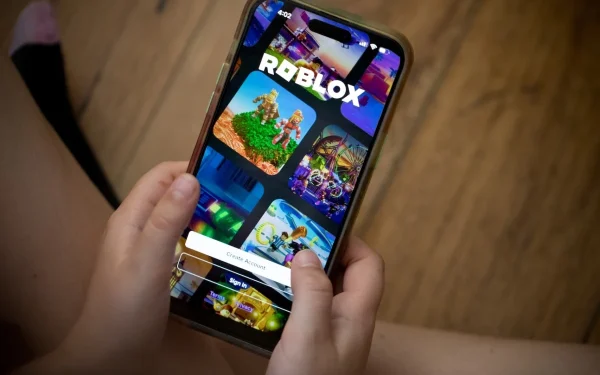 Roblox shares fall 16% after Q2 results