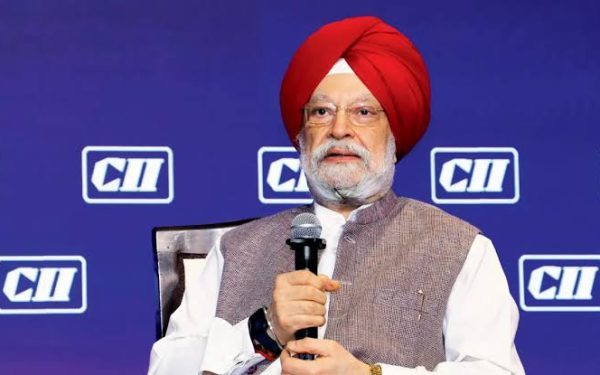 Petrol diesel prices may not fall yet: what Puri said