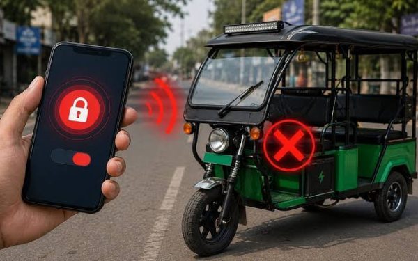 Govt orders removal of some Chinese apps linked to e-rickshaws stalling