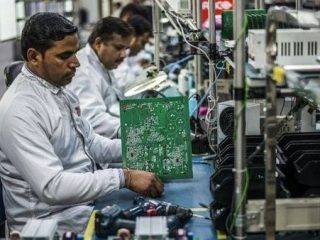 Government Clears 31 Electronics Manufacturing Projects Worth ₹7,877 Crore