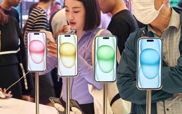 China smartphone sales drop 13% as memory costs limit discounts