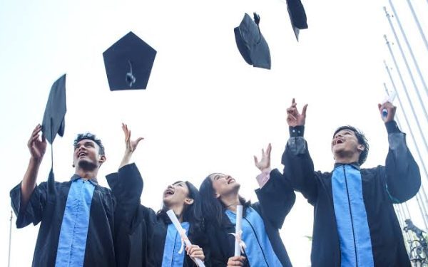 Nepal Tops Foreign Student Inflows to India, Karnataka Leads in Enrolments