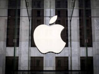 Apple US Chip Production: Intel and Samsung in Talks