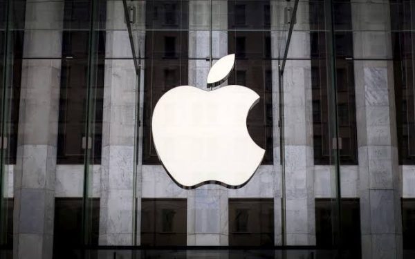 Apple US Chip Production: Intel and Samsung in Talks