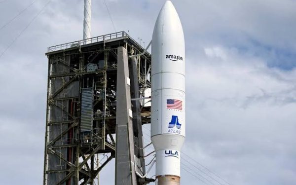 Amazon mobile satellites plan targets 5,408 spacecraft