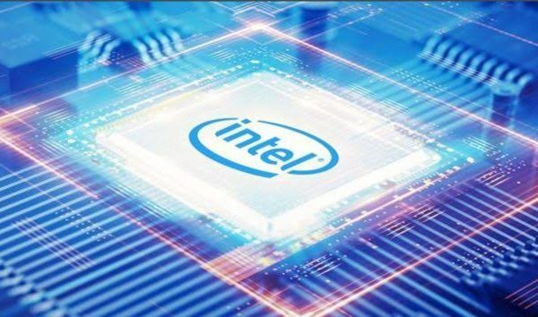 Intel Plans $15 Billion Share Sale as Stock Rally Fuels Turnaround