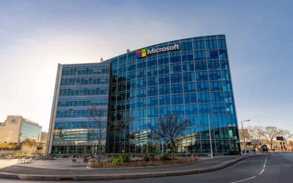 Microsoft China Revenue Falls to 1.5% as 15 Offices Close