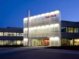 SanDisk Signs $93.9 Billion in Long-Term Deals