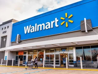 Walmart Stock Drop: Why Shares Fell 8% After Weak Sales