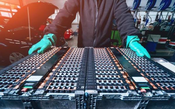 India Delays ₹18,100 Crore Battery PLI Plan By 2 Years