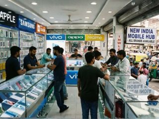 GST Council May Reduce 18% Mobile Phone GST Amid 10-11% Shipment Drop