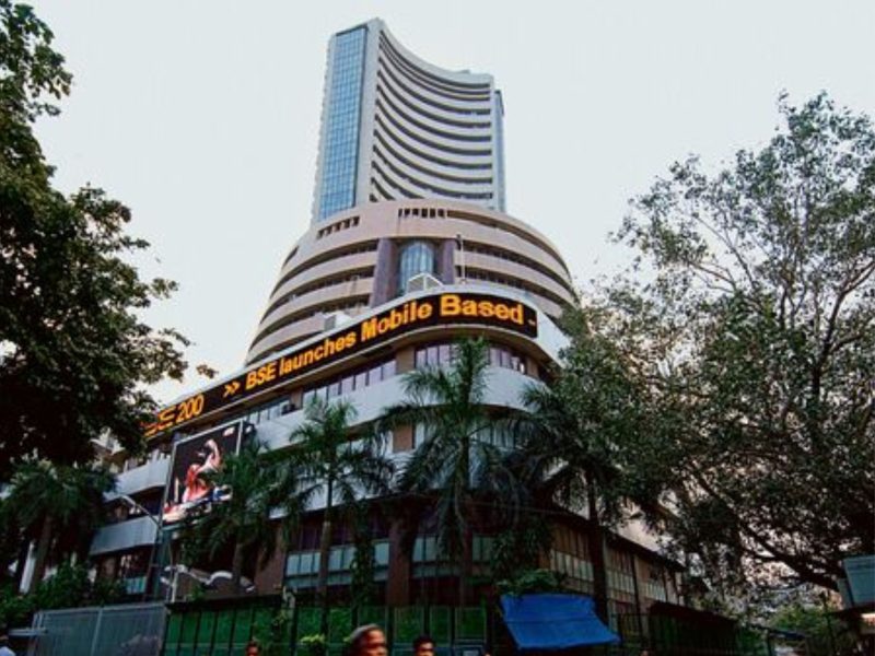 SoftBank sell 2.58% Lenskart Stake for ₹2,888 Crore, Holding Falls to 7.28%