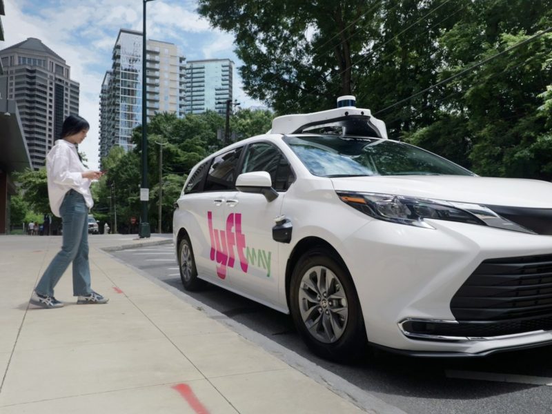 May Mobility SPAC Deal Tests Asset-Light Robotaxis
