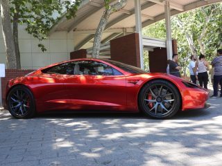 Tesla Roadster Reveal Gets October 1 Date