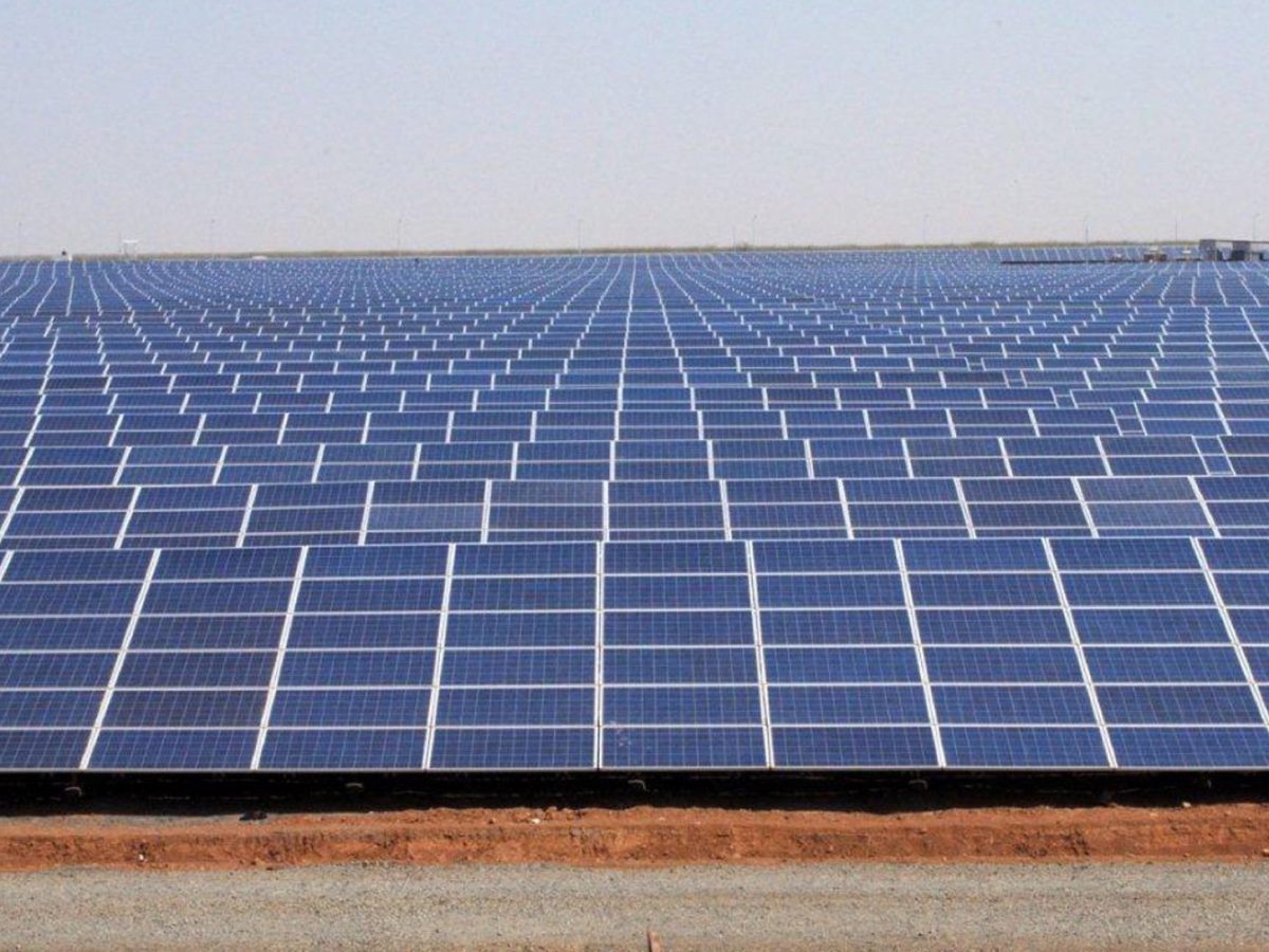 Torrent Power official solar plant photograph illustrating the 322 MWp Nashik commissioning