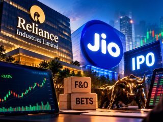 RIL Sees Rare F&O Bets Ahead of Jio IPO as Traders Build Large Positions